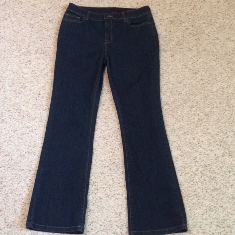 LL Bean True Shape FavoriteFit Bootcut Jeans 14 MT